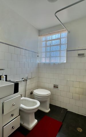 Casa para alugar com 300m², 4 quartos e 4 vagas