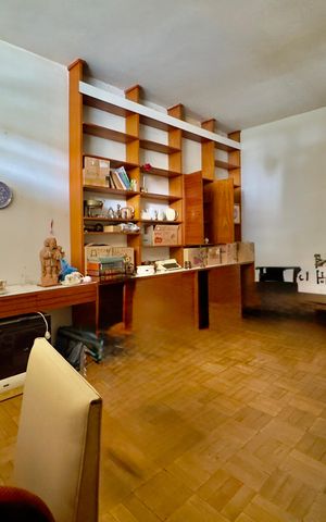 Casa para alugar com 300m², 4 quartos e 4 vagas