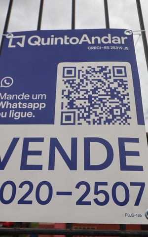 Casa à venda com 50m², 3 quartos e 3 vagasQr Code