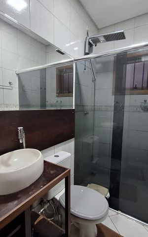 Casa à venda com 80m², 3 quartos e 2 vagas