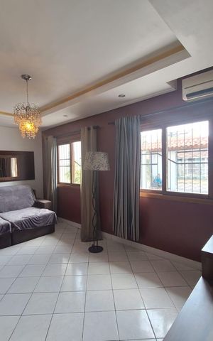 Casa à venda com 80m², 3 quartos e 2 vagas