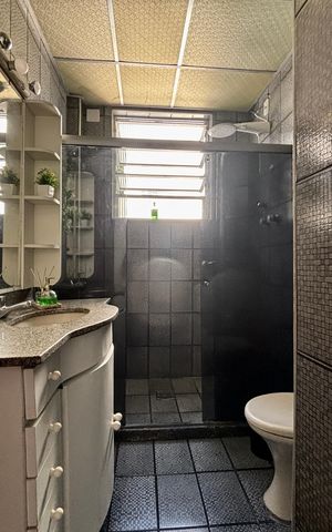 Apartamento à venda com 100m², 3 quartos e sem vaga Apartamento à venda com 100m², 3 quartos e sem vagaBanheiro social