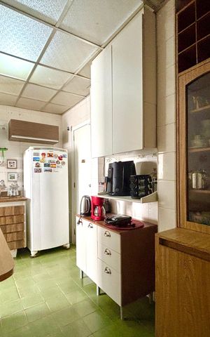 Apartamento à venda com 100m², 3 quartos e sem vaga Apartamento à venda com 100m², 3 quartos e sem vagaCozinha