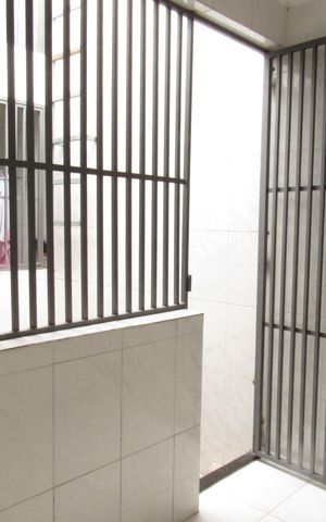 Casa à venda com 450m², 4 quartos e sem vagaÁrea de Serviço 2