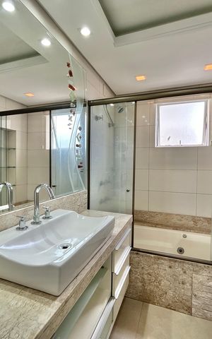 Apartamento à venda com 123m², 3 quartos e 1 vaga