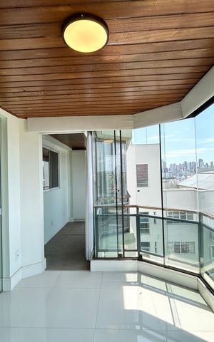 Apartamento à venda com 123m², 3 quartos e 1 vaga
