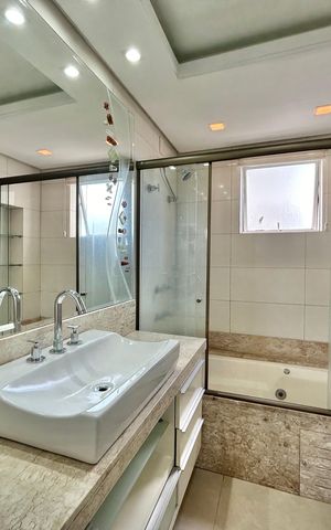 Apartamento à venda com 123m², 3 quartos e 1 vaga