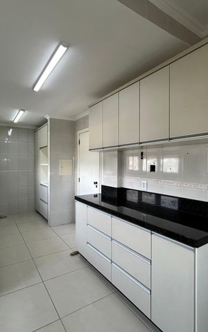 Apartamento à venda com 123m², 3 quartos e 1 vaga
