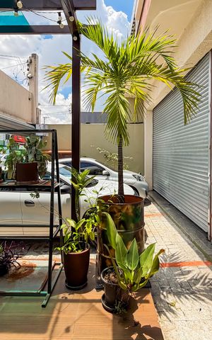 Casa para alugar com 372m², 6 quartos e 7 vagas Casa para alugar com 372m², 6 quartos e 7 vagasEntrada