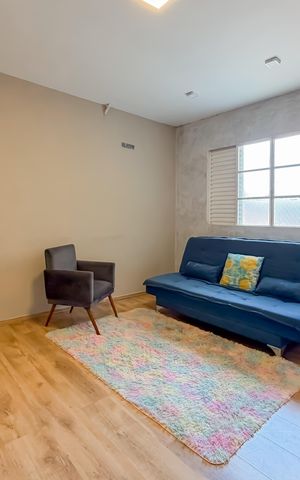 Casa para alugar com 372m², 6 quartos e 7 vagas Casa para alugar com 372m², 6 quartos e 7 vagasEdícula - Suíte