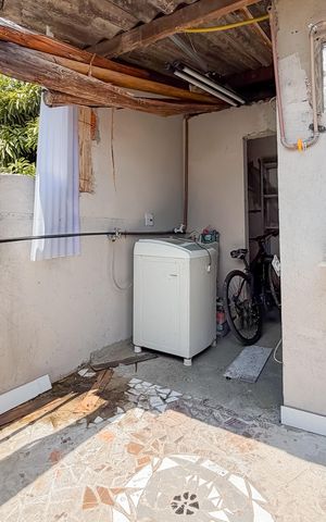 Casa para alugar com 372m², 6 quartos e 7 vagas Casa para alugar com 372m², 6 quartos e 7 vagasCobertura