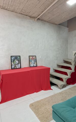 Casa para alugar com 372m², 6 quartos e 7 vagas Casa para alugar com 372m², 6 quartos e 7 vagasEdícula - Suíte
