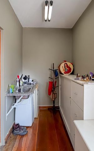 Casa para alugar com 372m², 6 quartos e 7 vagas Casa para alugar com 372m², 6 quartos e 7 vagasSuíte