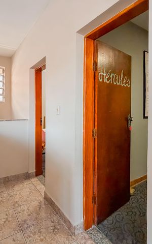 Casa para alugar com 372m², 6 quartos e 7 vagas Casa para alugar com 372m², 6 quartos e 7 vagasQuarto 1