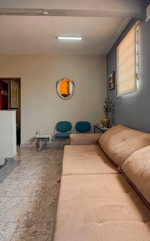 Casa para alugar com 372m², 6 quartos e 7 vagas Casa para alugar com 372m², 6 quartos e 7 vagasSala - Piso Superior
