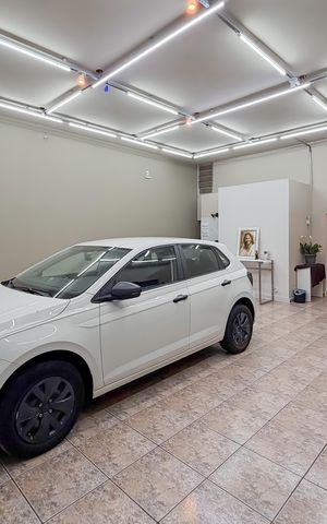 Casa para alugar com 372m², 6 quartos e 7 vagas Casa para alugar com 372m², 6 quartos e 7 vagasGaragem