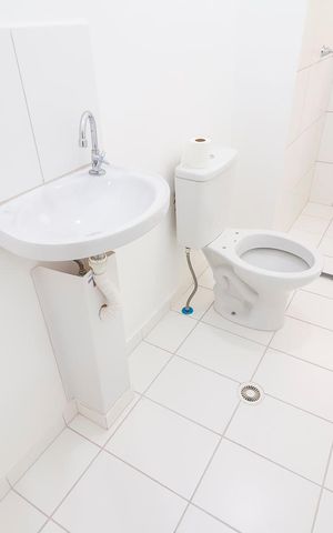 Apartamento para alugar com 44m², 2 quartos e sem vagaBanheiro