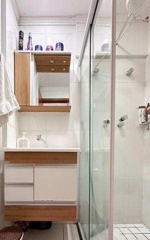 Apartamento à venda com 62m², 2 quartos e 1 vagaBanheiro Social