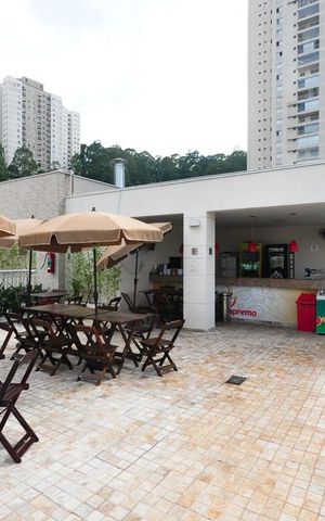 Apartamento à venda com 97m², 3 quartos e 2 vagasLanchonete