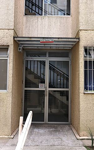 Apartamento à venda com 40m², 2 quartos e 2 vagasEntrada do Prédio 