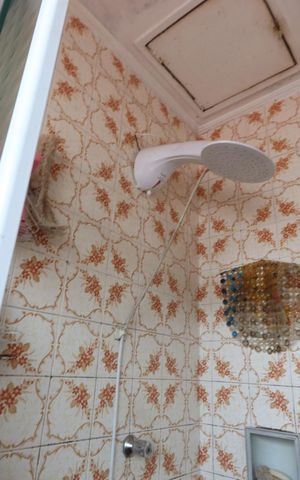 Casa à venda com 125m², 2 quartos e 2 vagasBanheiro