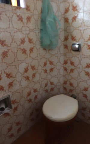 Casa à venda com 125m², 2 quartos e 2 vagasBanheiro