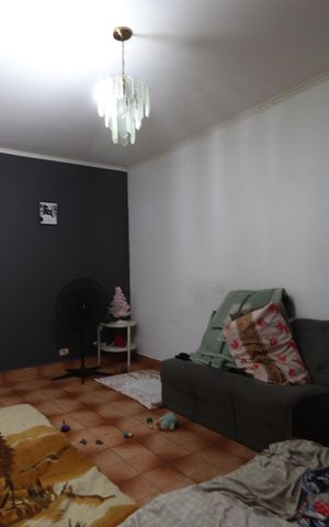 Casa à venda com 125m², 2 quartos e 2 vagasSala