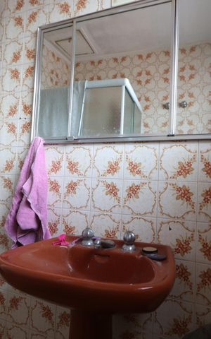 Casa à venda com 125m², 2 quartos e 2 vagasBanheiro