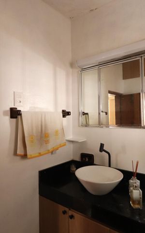 Casa à venda com 100m², 5 quartos e 11 vagasBanheiro