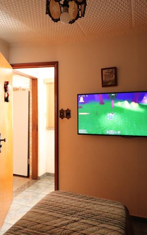 Casa à venda com 100m², 5 quartos e 11 vagasQuarto 2