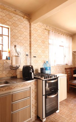 Casa à venda com 100m², 5 quartos e 11 vagasCozinha