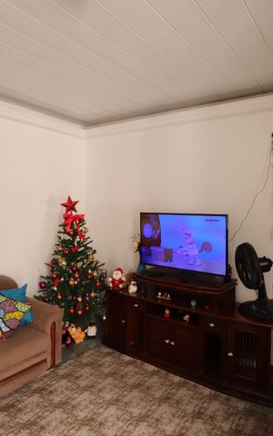 Casa à venda com 100m², 5 quartos e 11 vagasSala