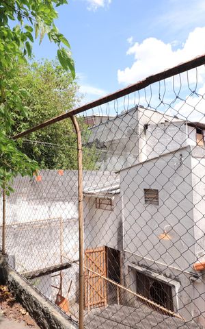 Casa à venda com 100m², 5 quartos e 11 vagasQuintal