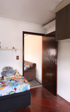 Casa à venda com 100m², 5 quartos e 11 vagasQuarto 5