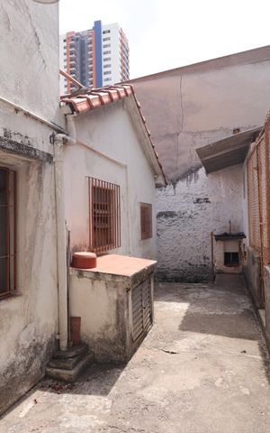 Casa à venda com 100m², 5 quartos e 11 vagasQuintal