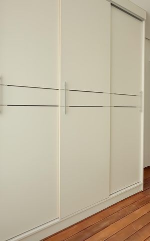 Apartamento à venda com 300m², 4 quartos e 4 vagas Apartamento à venda com 300m², 4 quartos e 4 vagasSuíte Master - Closet 1