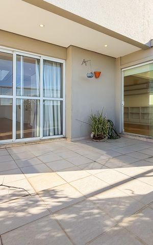 Apartamento à venda com 300m², 4 quartos e 4 vagas Apartamento à venda com 300m², 4 quartos e 4 vagasSala - Área Externa