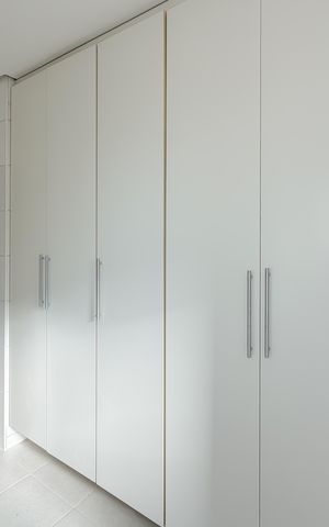 Apartamento à venda com 300m², 4 quartos e 4 vagas Apartamento à venda com 300m², 4 quartos e 4 vagasÁrea de Serviço