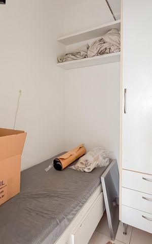 Apartamento à venda com 300m², 4 quartos e 4 vagas Apartamento à venda com 300m², 4 quartos e 4 vagasQuarto de Serviço