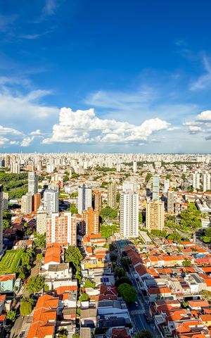 Apartamento à venda com 300m², 4 quartos e 4 vagas Apartamento à venda com 300m², 4 quartos e 4 vagasSuíte Master - Vista