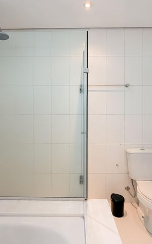 Apartamento à venda com 300m², 4 quartos e 4 vagas Apartamento à venda com 300m², 4 quartos e 4 vagasSuíte Master - Banheiro 2