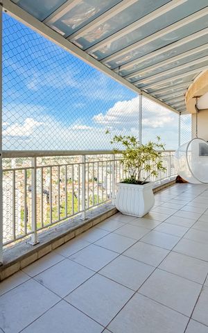 Apartamento à venda com 300m², 4 quartos e 4 vagas Apartamento à venda com 300m², 4 quartos e 4 vagasVaranda Gourmet