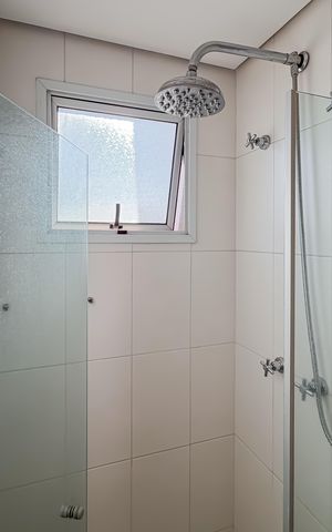 Apartamento à venda com 300m², 4 quartos e 4 vagas Apartamento à venda com 300m², 4 quartos e 4 vagasSuíte Master - Banheiro 1