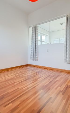 Apartamento à venda com 300m², 4 quartos e 4 vagas Apartamento à venda com 300m², 4 quartos e 4 vagasSuíte 1