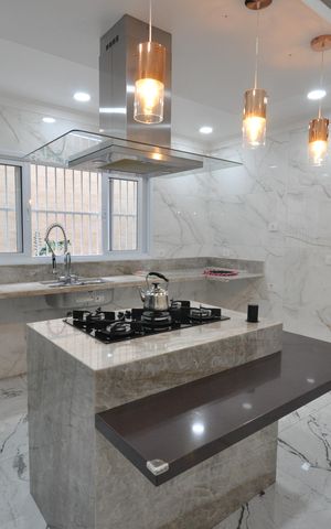 Casa à venda com 260m², 2 quartos e 2 vagasCozinha