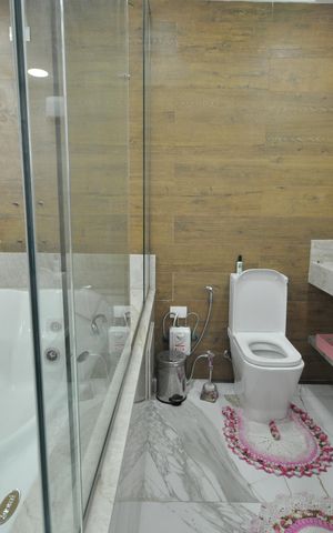 Casa à venda com 260m², 2 quartos e 2 vagasBanheiro do Quarto Suíte