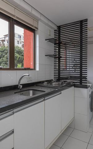 Apartamento para alugar com 81m², 2 quartos e 1 vagaCozinha