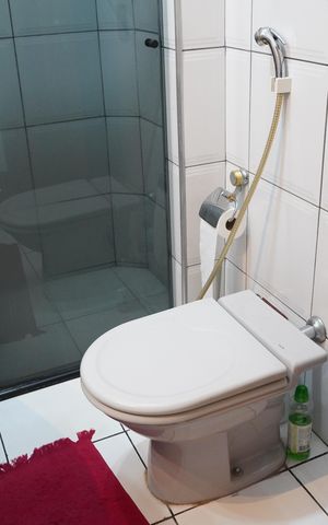Casa à venda com 160m², 2 quartos e 2 vagasBanheiro
