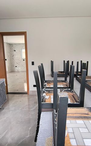 Casa à venda com 365m², 3 quartos e 8 vagas