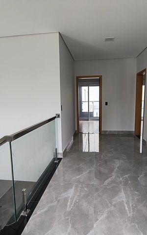 Casa à venda com 365m², 3 quartos e 8 vagas